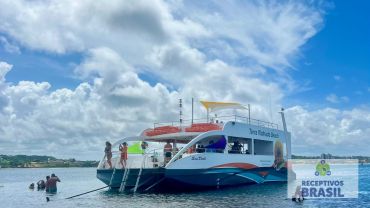 MERGULHO NAS PISCINAS NATURAIS DE PIRANGI-RN - CATAMARÃ